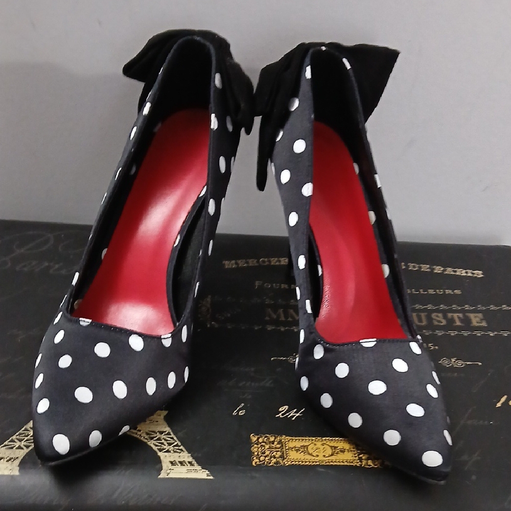 Polka Dot Bow Heels - Black and White